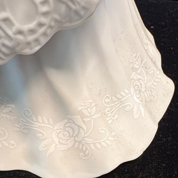 Lenox Bride Sculpture with White and Pink Accents - Picture 7 of 8